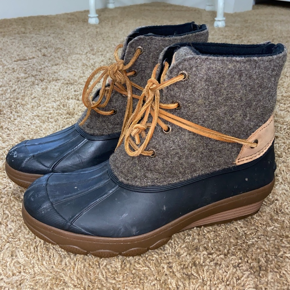 women’s sperry duck boots gray and navy size 7.5